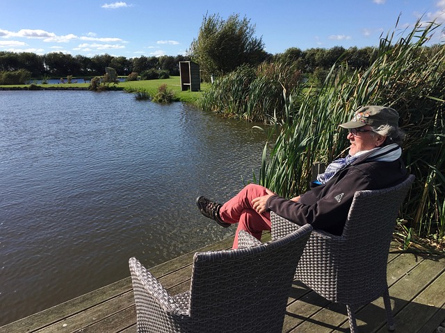 同时也彰显 同时也彰显